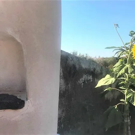 Casa Il Girasole, Panoramica E A Pochi Passi Dal Centro Di Malfa (Salina)