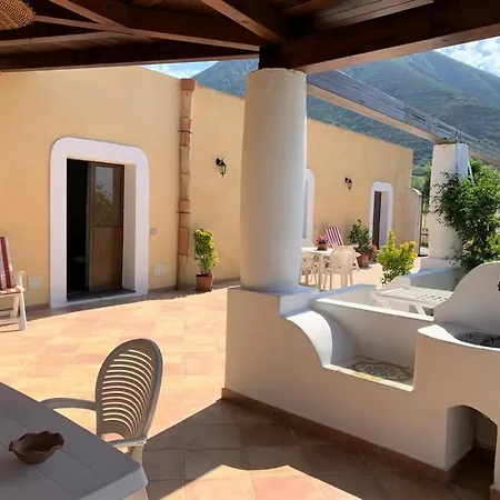 Casa Il Girasole, Panoramica E A Pochi Passi Dal Centro Di